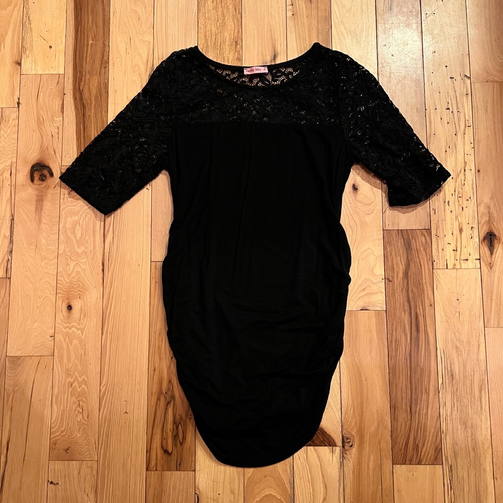 Black Maternity Tee